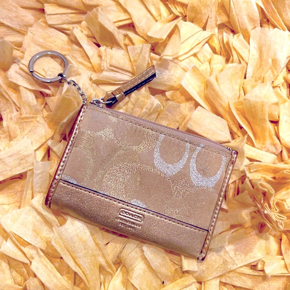 COACH KEYCHAIN COIN PURSE